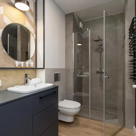 شقة Go With Balcony Rakowicka Cracow By Renters *