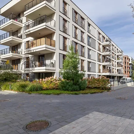 Go With Balcony Rakowicka Cracow By Renters 아파트