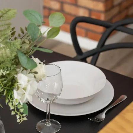 Go With Balcony Rakowicka Cracow By Renters Διαμέρισμα